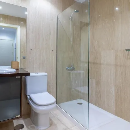 Flatguest Ramblas Golf 6c - Parking + Pool + Gym Apartamento *